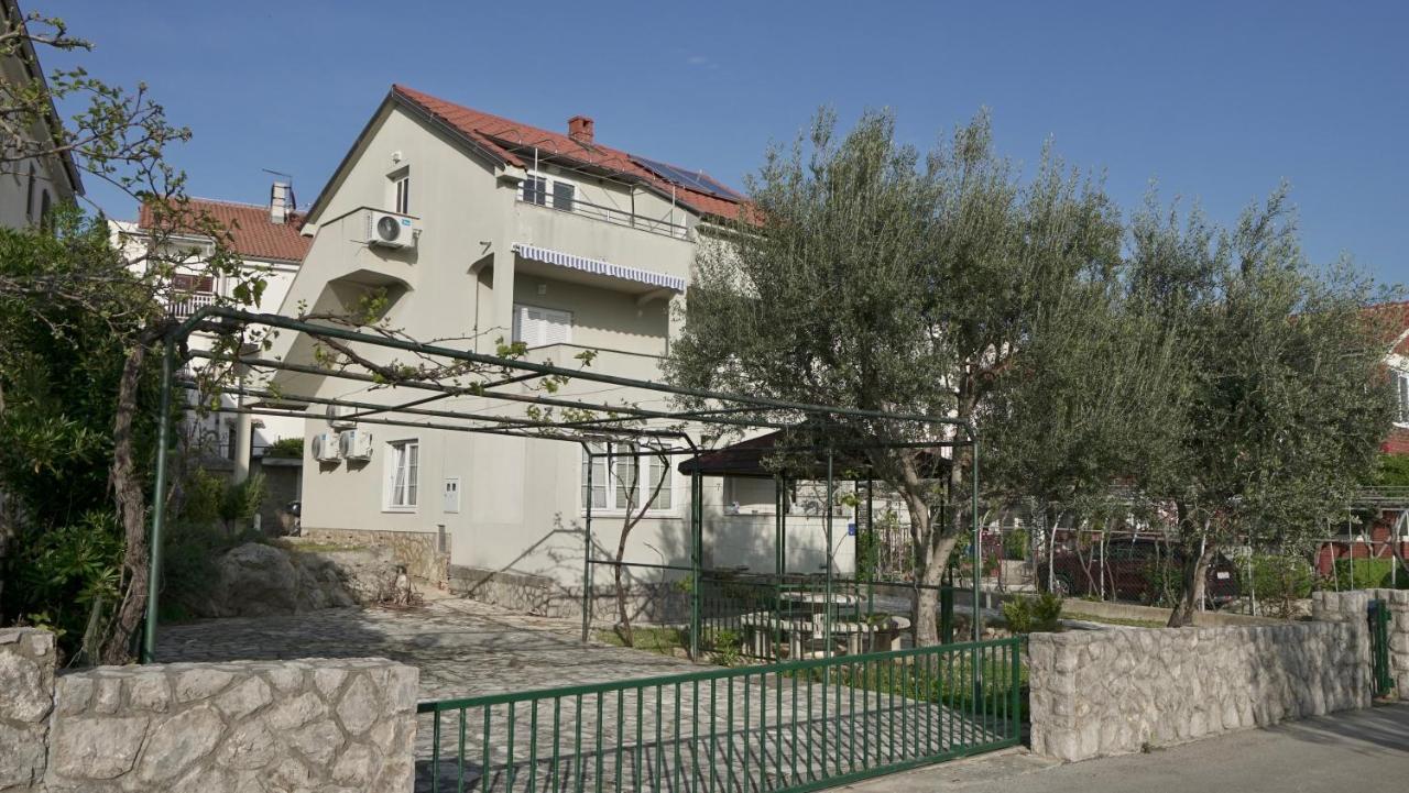 Apartments Bestak Krk Town Kültér fotó