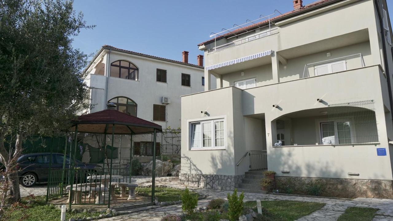 Apartments Bestak Krk Town Kültér fotó