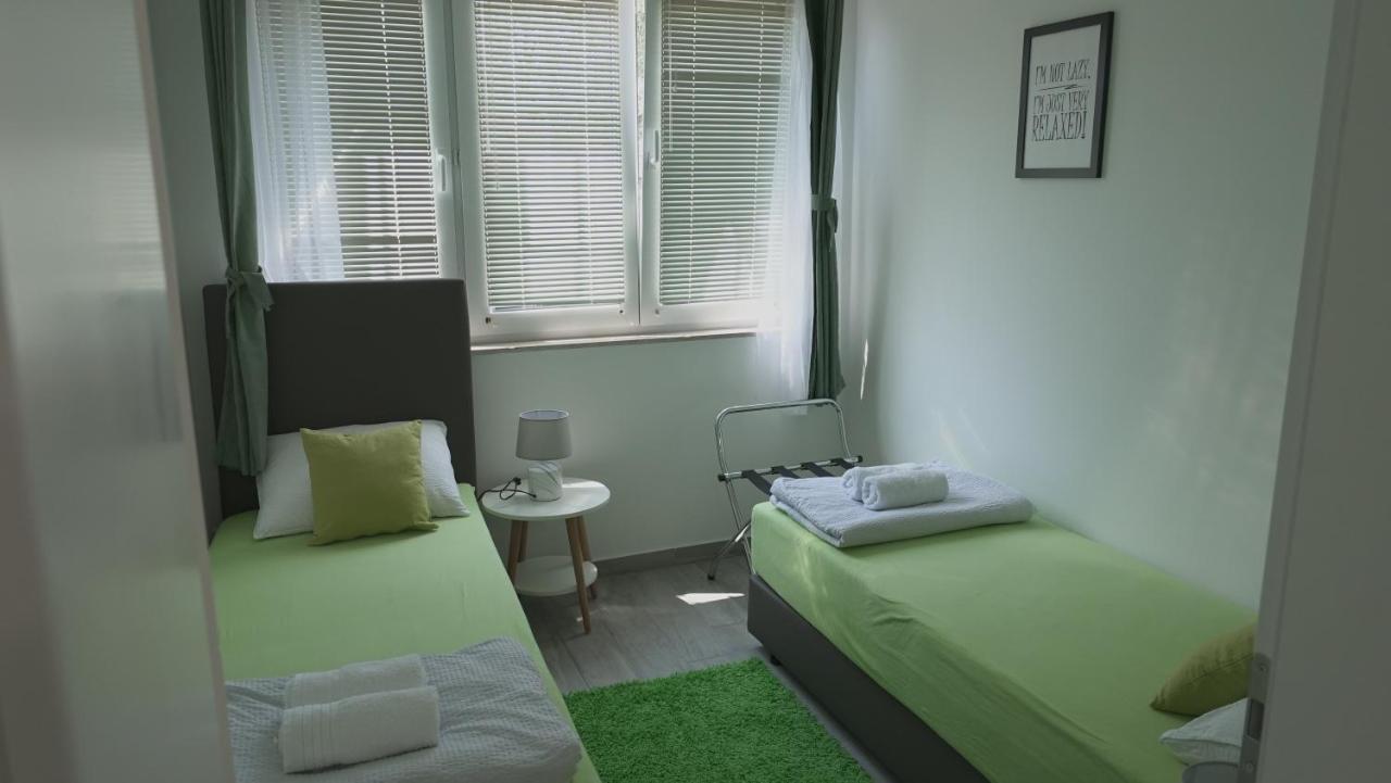 Apartments Bestak Krk Town Kültér fotó