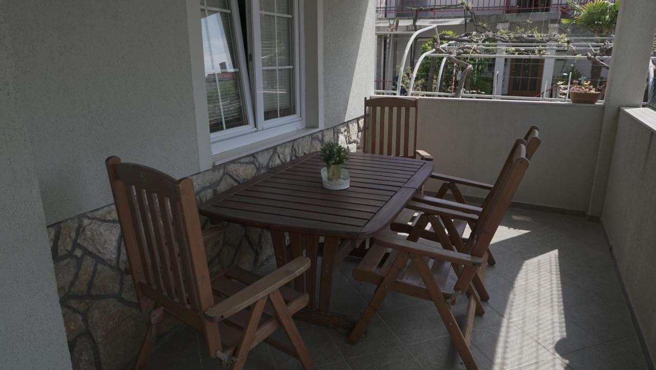 Apartments Bestak Krk Town Kültér fotó